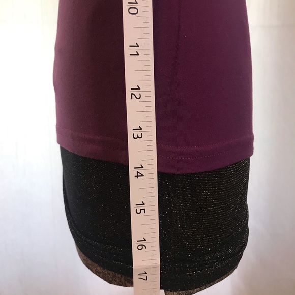 Jazzercise Athletic Top with built-in bras, size M - Picture 5 of 8